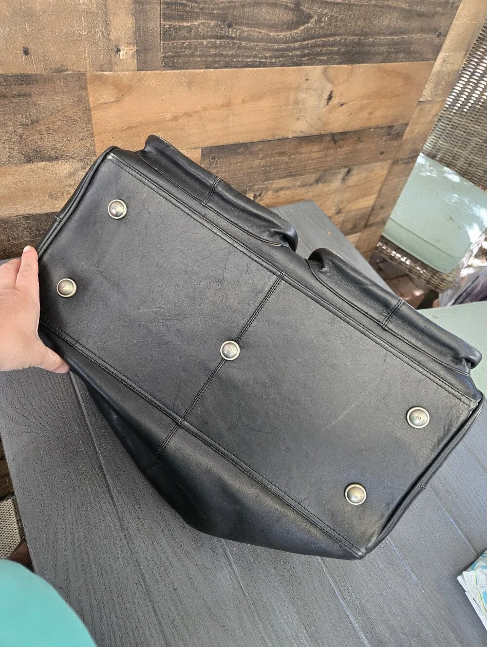 The Clava 049BLK Premium Handcrafted Top-Grain Black Leather Business Bag